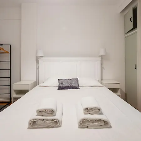 Ikos Spacious Apartment