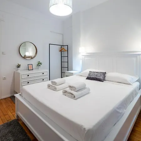Apartment Ikos Spacious