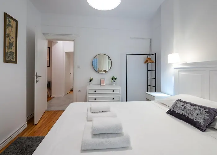Ikos Spacious